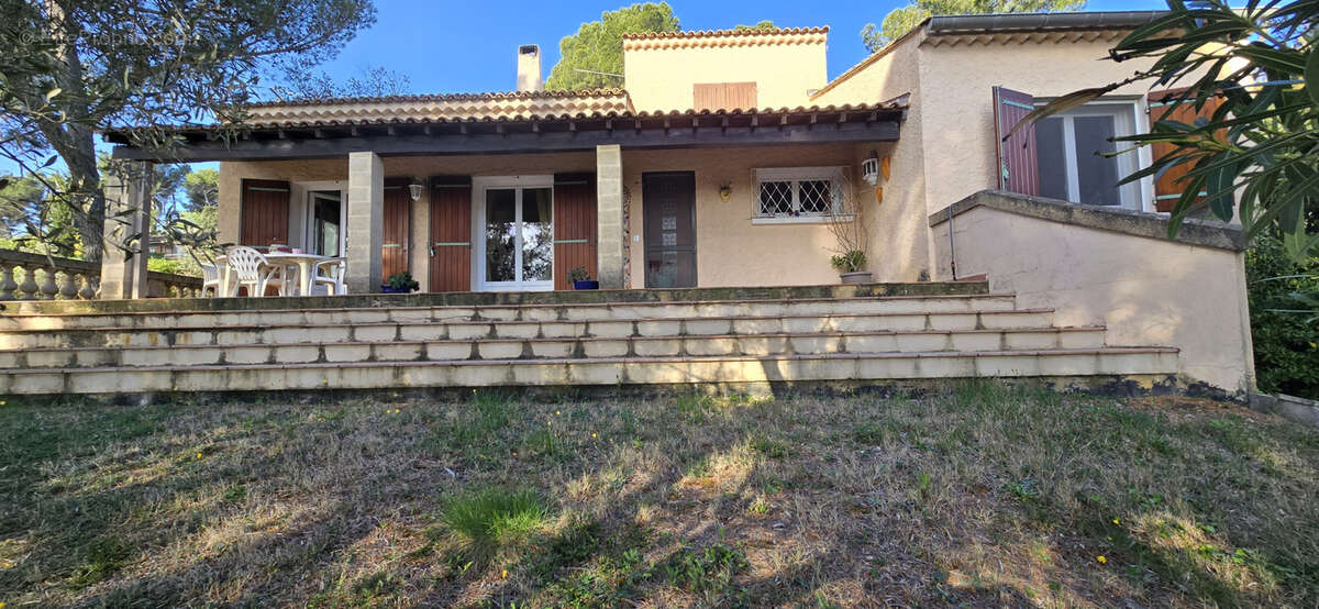 Maison à JONQUERETTES