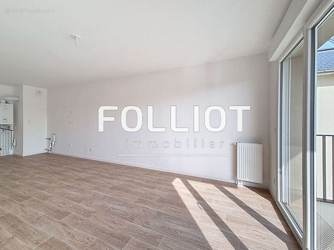 Appartement à CORMELLES-LE-ROYAL