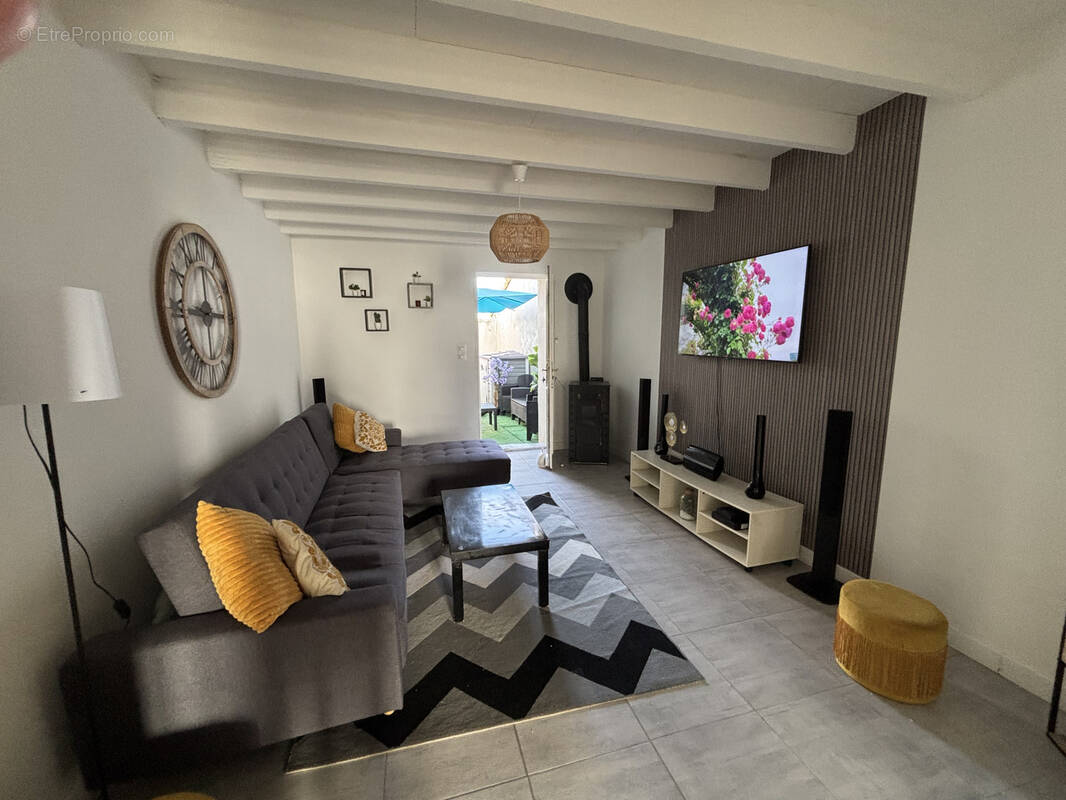 Maison à CROIX-CHAPEAU