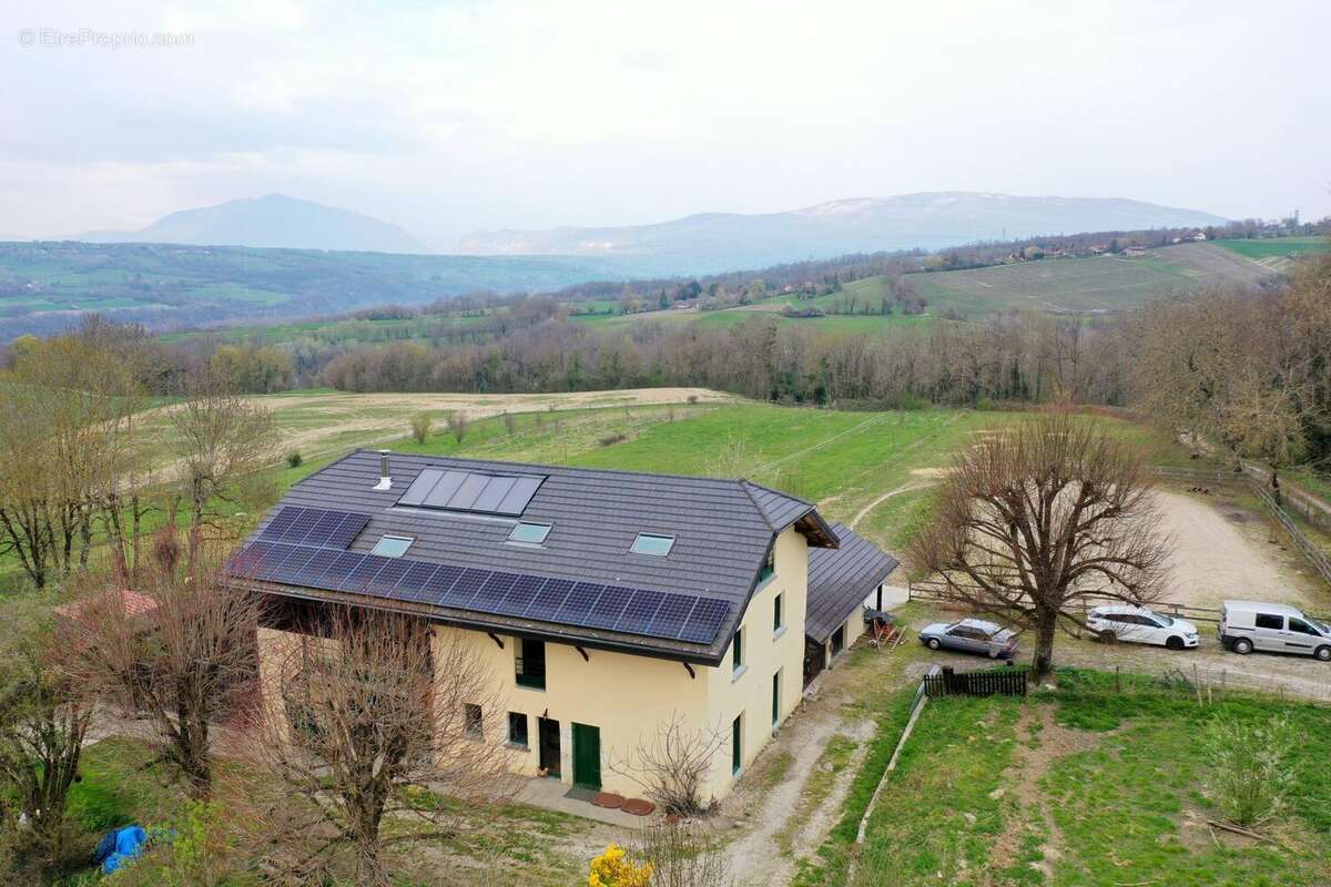 Maison à SEYSSEL