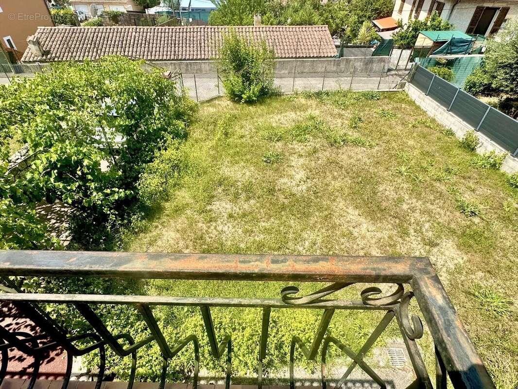 Exclusivité - Maison - photo 13