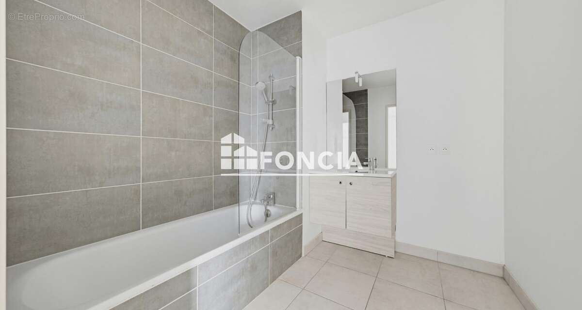 Appartement T3 de 60 m² - Terrasse et Parking - photo 6