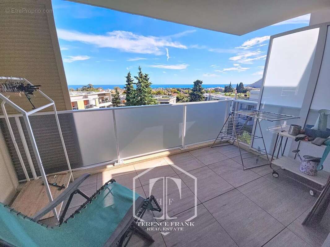 Appartement à VILLENEUVE-LOUBET