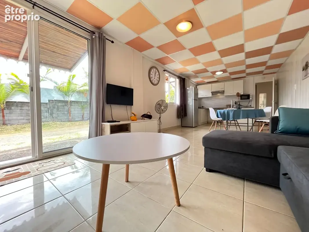 A VENDRE - Saint-Benoit Beauvallon - Immeuble collectif composé de 4 lots principaux - photo 10