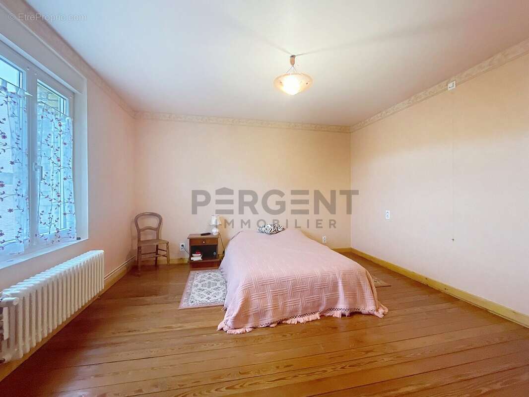 Maison à SIGNY-L&#039;ABBAYE