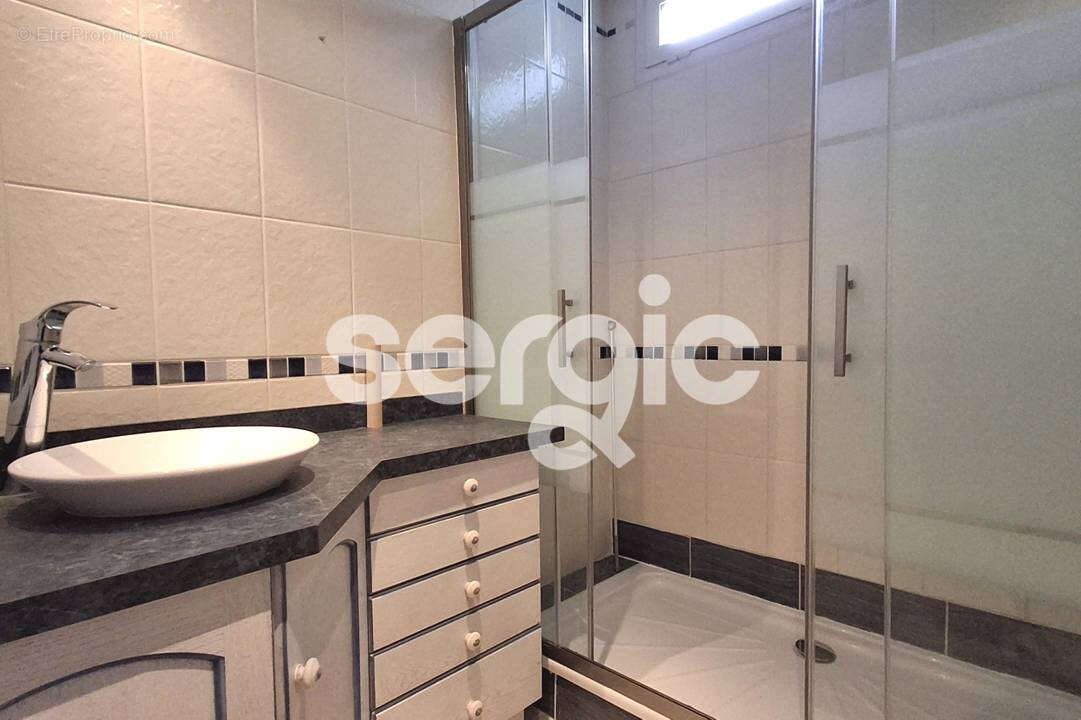 Appartement à QUINCY-SOUS-SENART