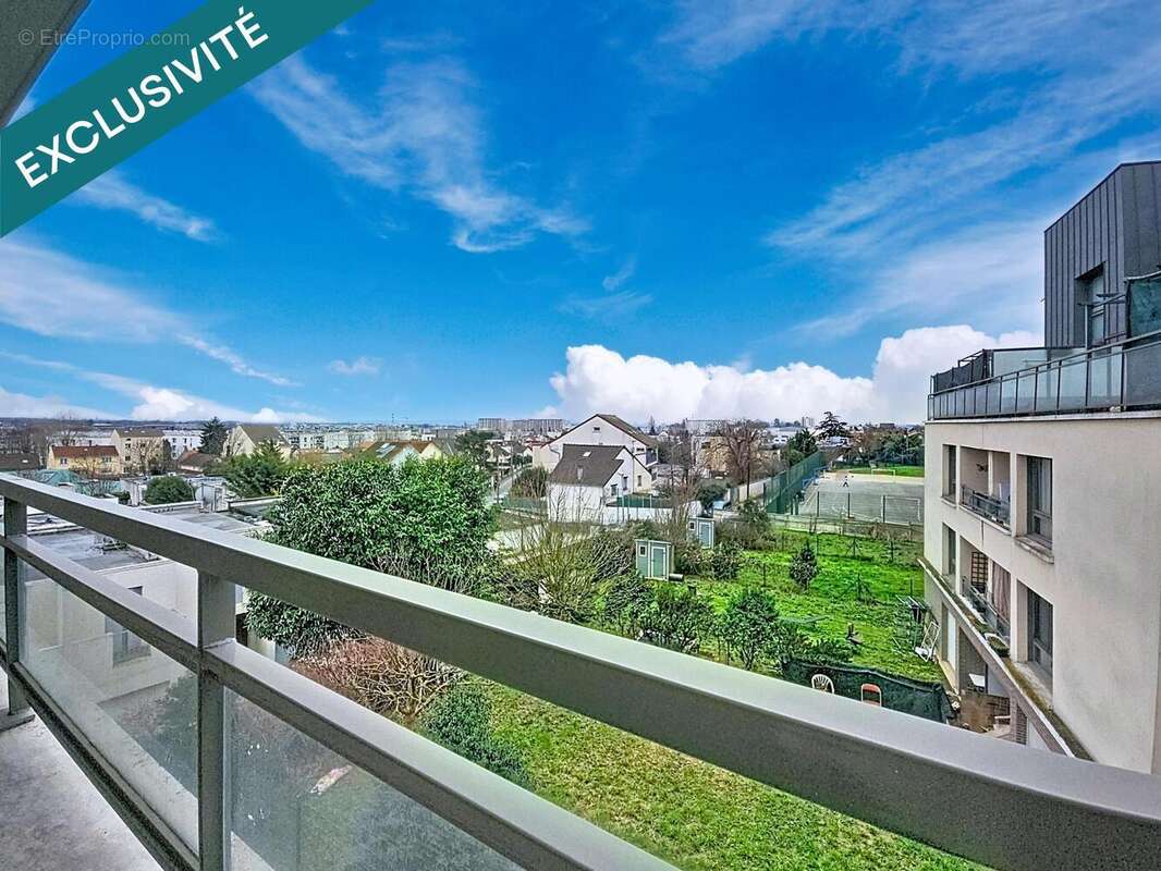 Photo 2 - Appartement à PIERREFITTE-SUR-SEINE