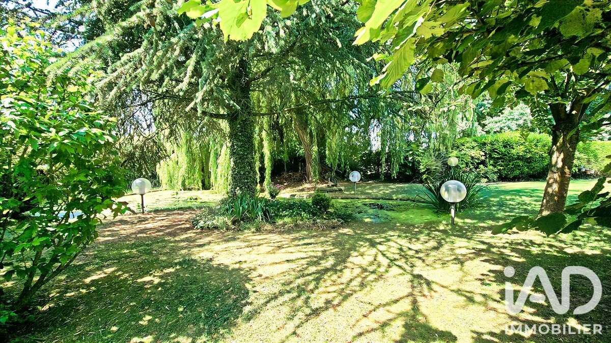 Maison 220 m² à Fournes-En-Weppes  - photo 3