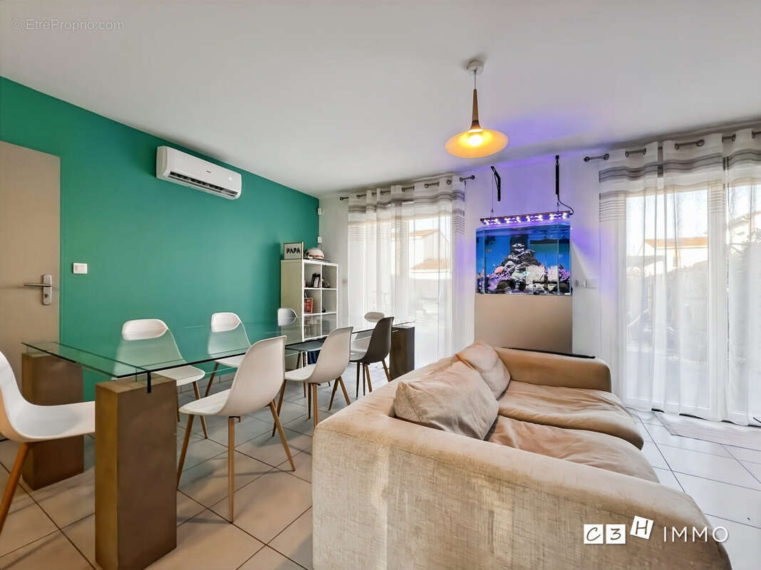 Maison à LAVERNOSE-LACASSE