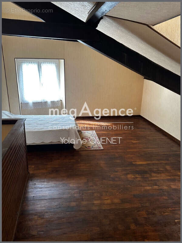 Maison en pierre de 158m2 dont local de 70 «m2 - photo 4