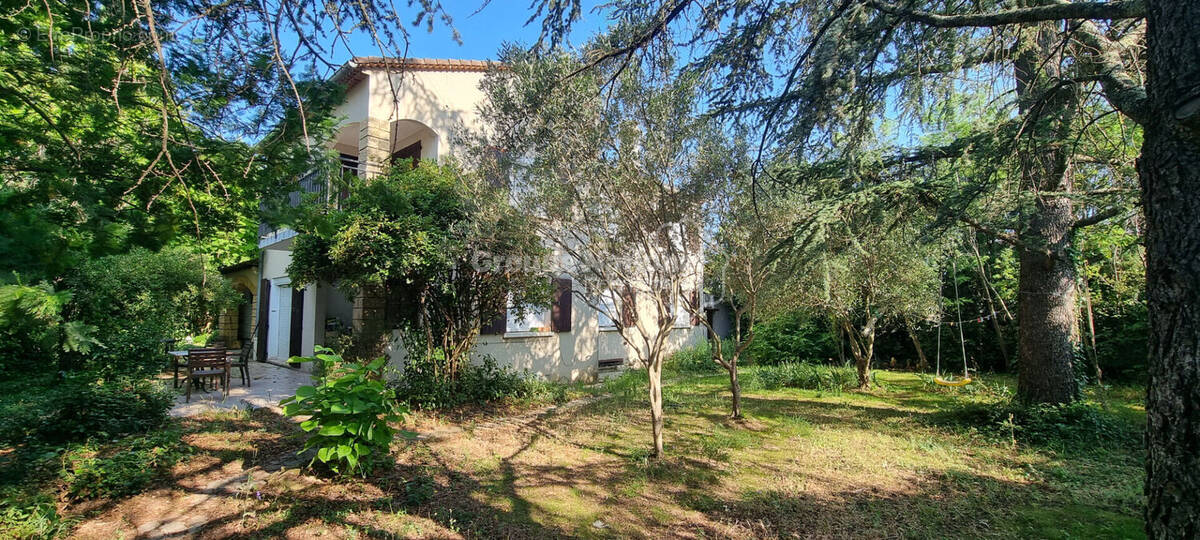 Maison à BAGNOLS-SUR-CEZE
