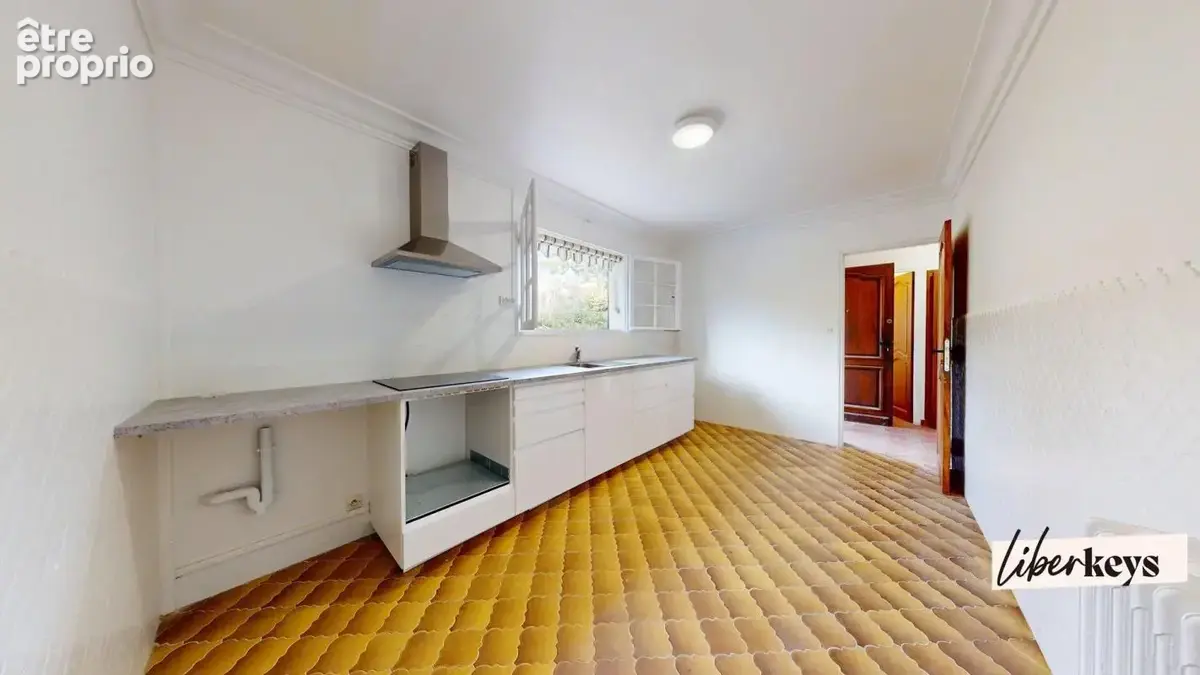 Grande Maison - avec appartement indépendant en rdc sur 800 m² clos, quartier recherché à Draguignan - photo 8