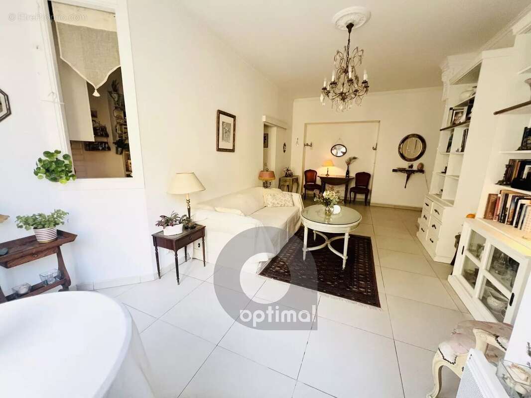 Appartement à MENTON