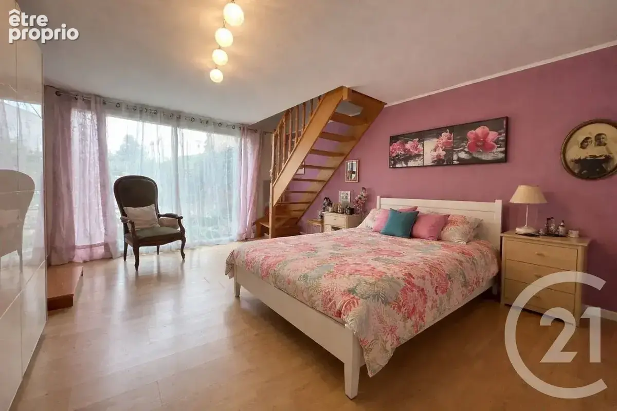 Maison 6 pièces 135 m² à vendre à Six-Fours-Les-Plages (83140) - photo 6
