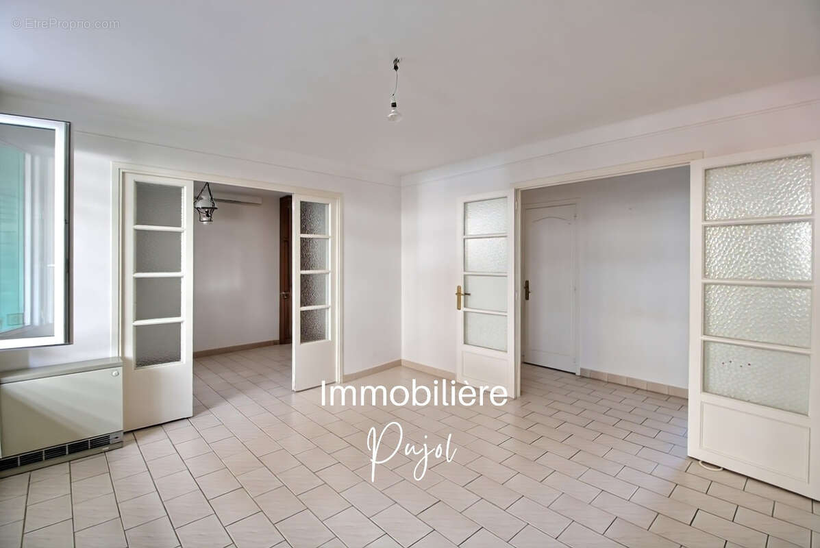 Appartement à MARSEILLE-6E