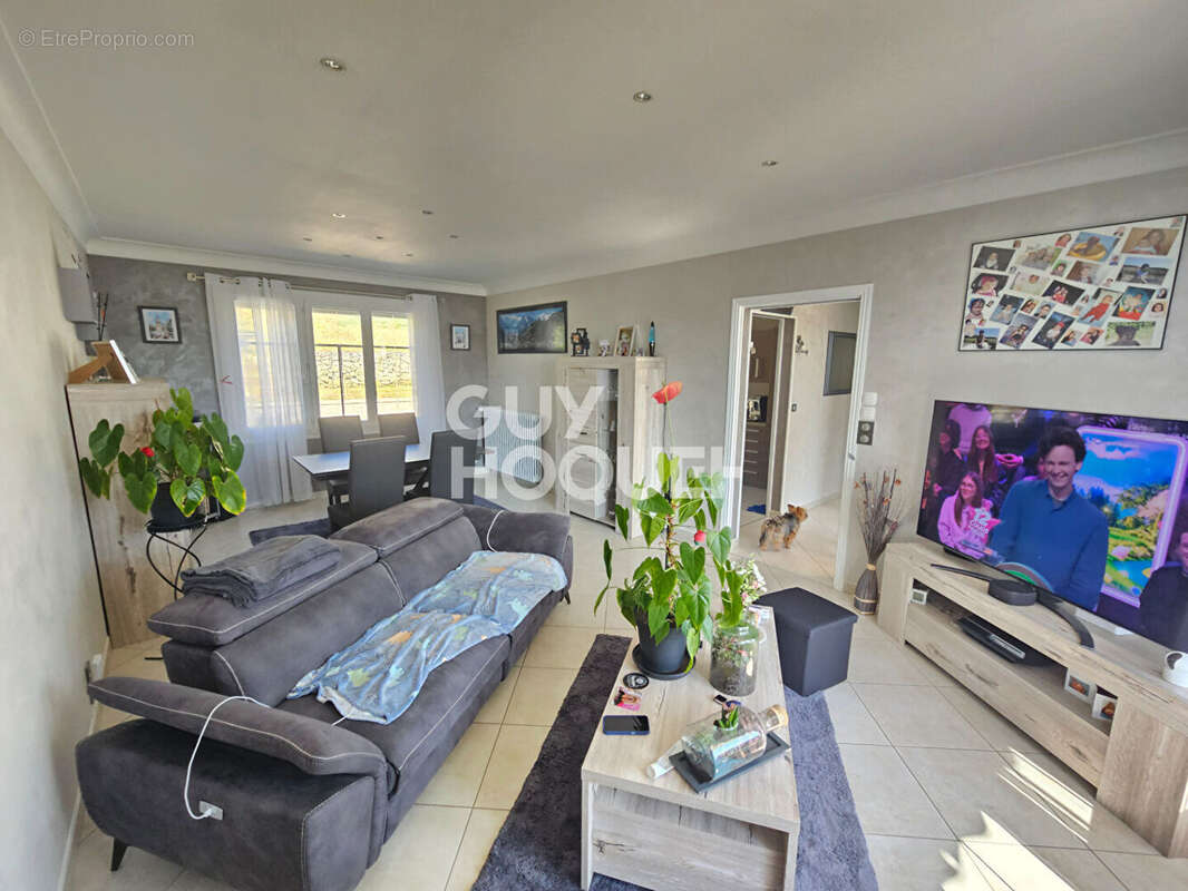 Maison à FONTENAY-LE-COMTE