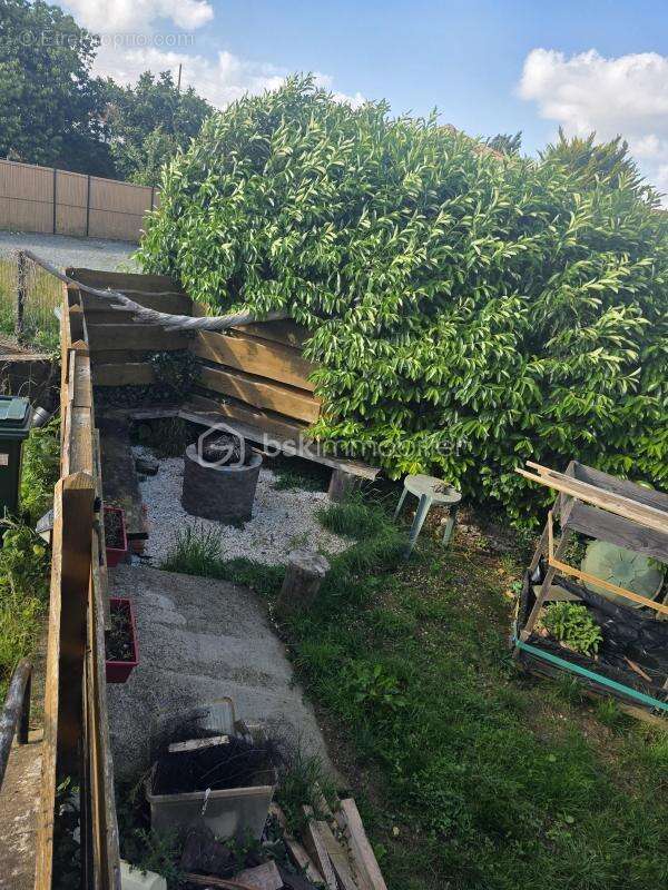 ***** maison bien rénovée, 3 chambres, cuisine équipée avec jardin intime et grand sous-sol***** - photo 10