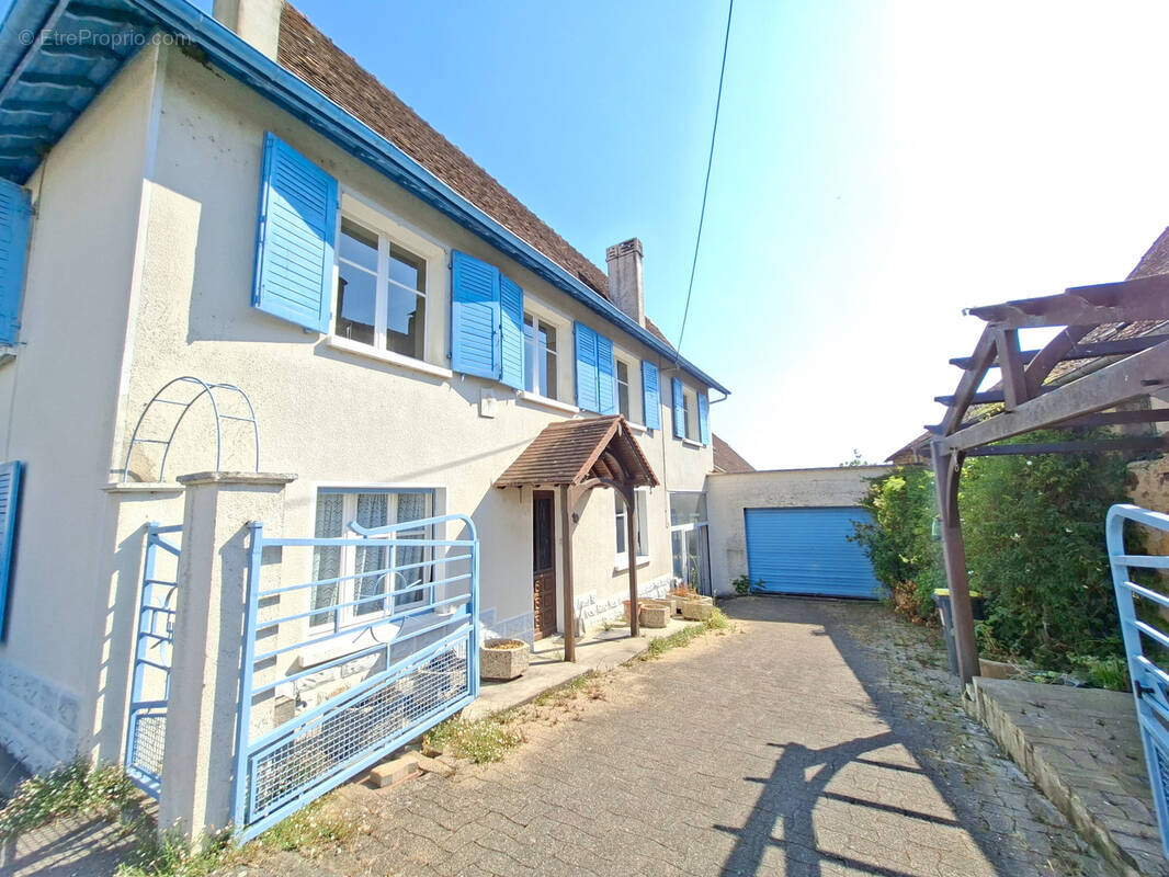 Maison à LAGOR