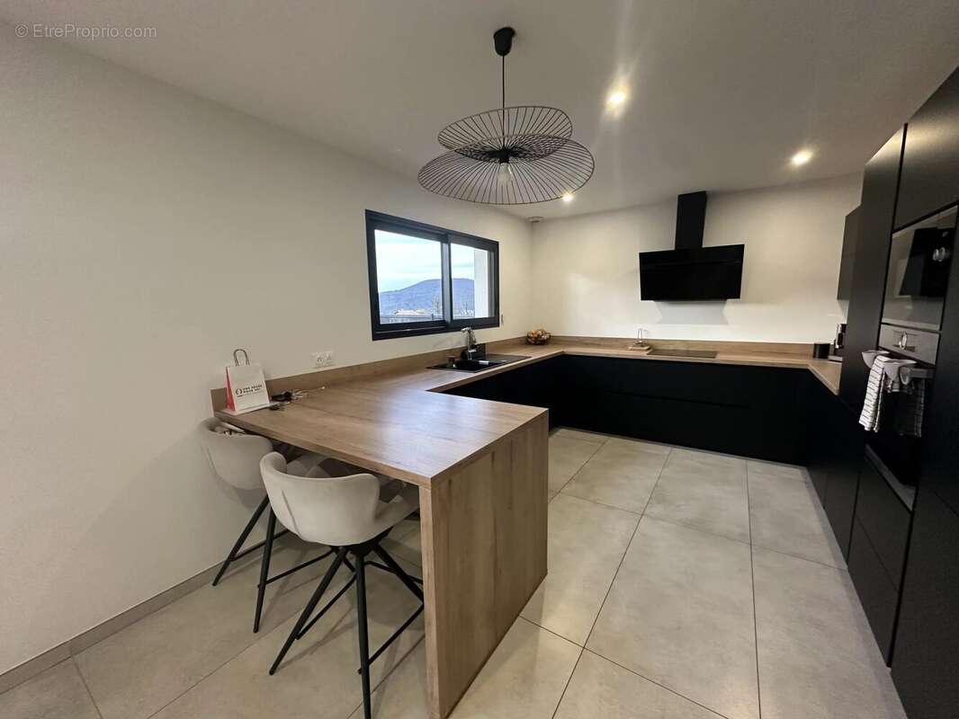 Maison à AIX-LES-BAINS