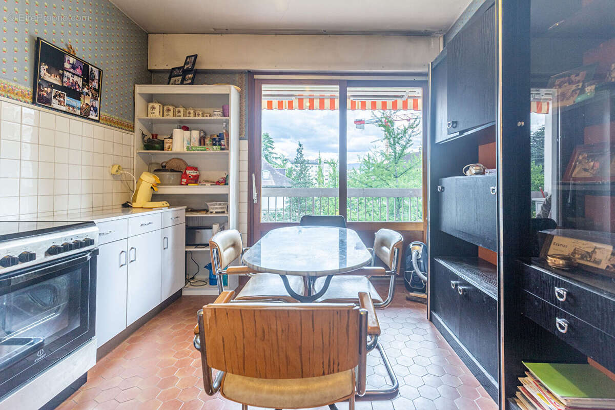 Agence immobiliere laforet - exclusivite - "lierre" - annecy / triangle d'or - appartement t3 de 83.85m² - terrasse - cave - pla - photo 8