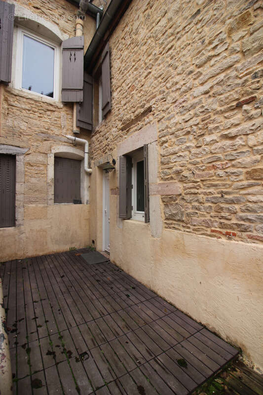 Maison à NUITS-SAINT-GEORGES