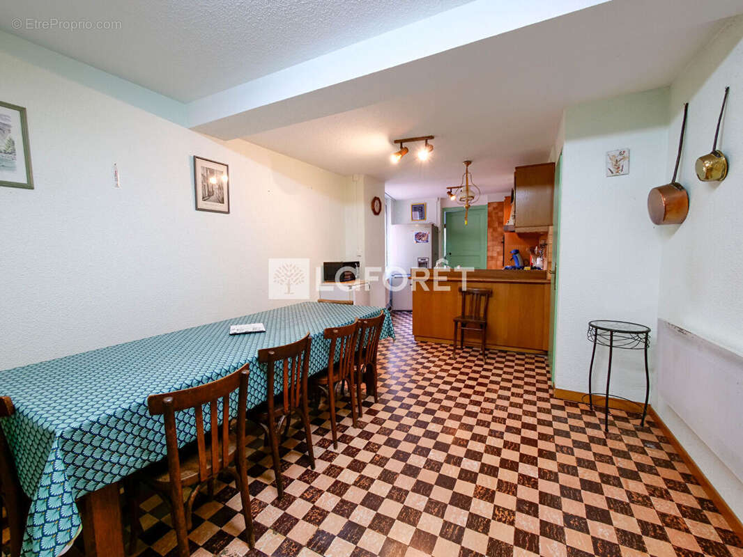 Maison à SERRALONGUE