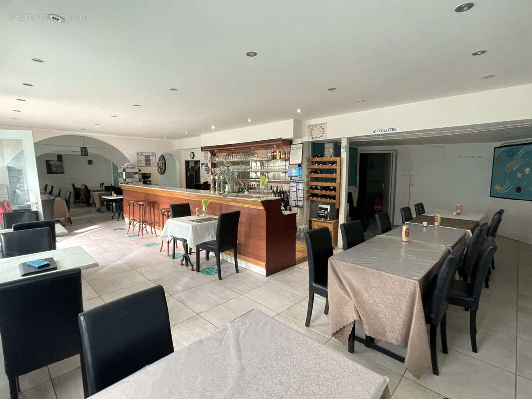 Commerce à SAINT-QUENTIN