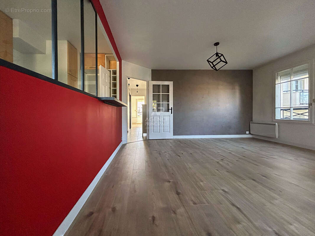Appartement à CARRIERES-SOUS-POISSY