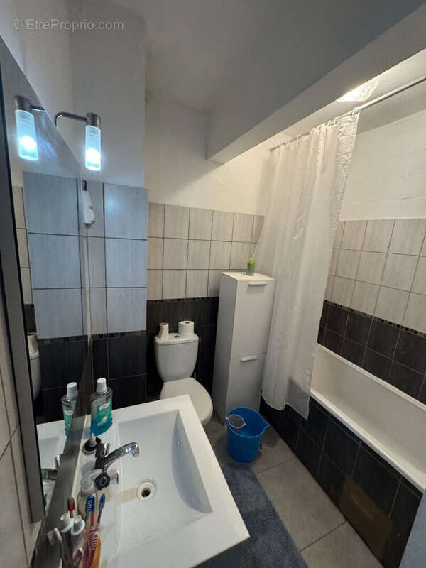 Appartement à MARSEILLE-14E