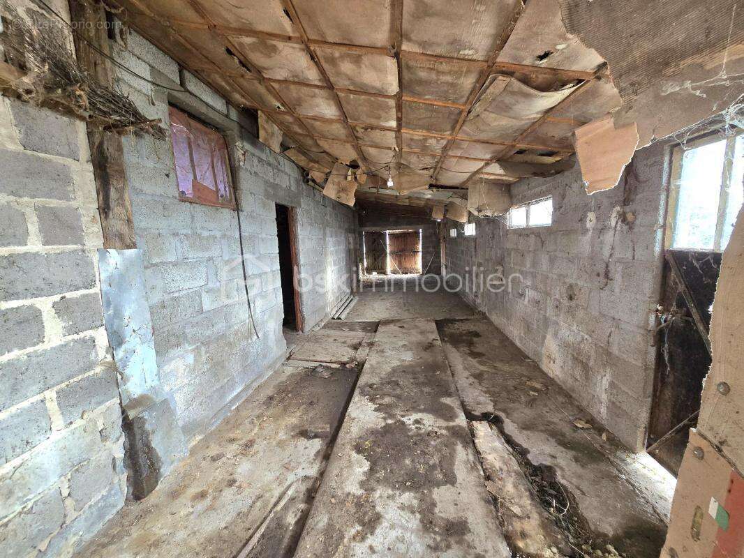 Maison à SAINT-PRIEST-BRAMEFANT