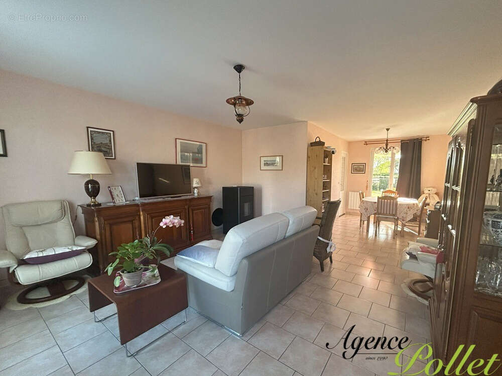 Maison à AUBIGNY-SUR-NERE