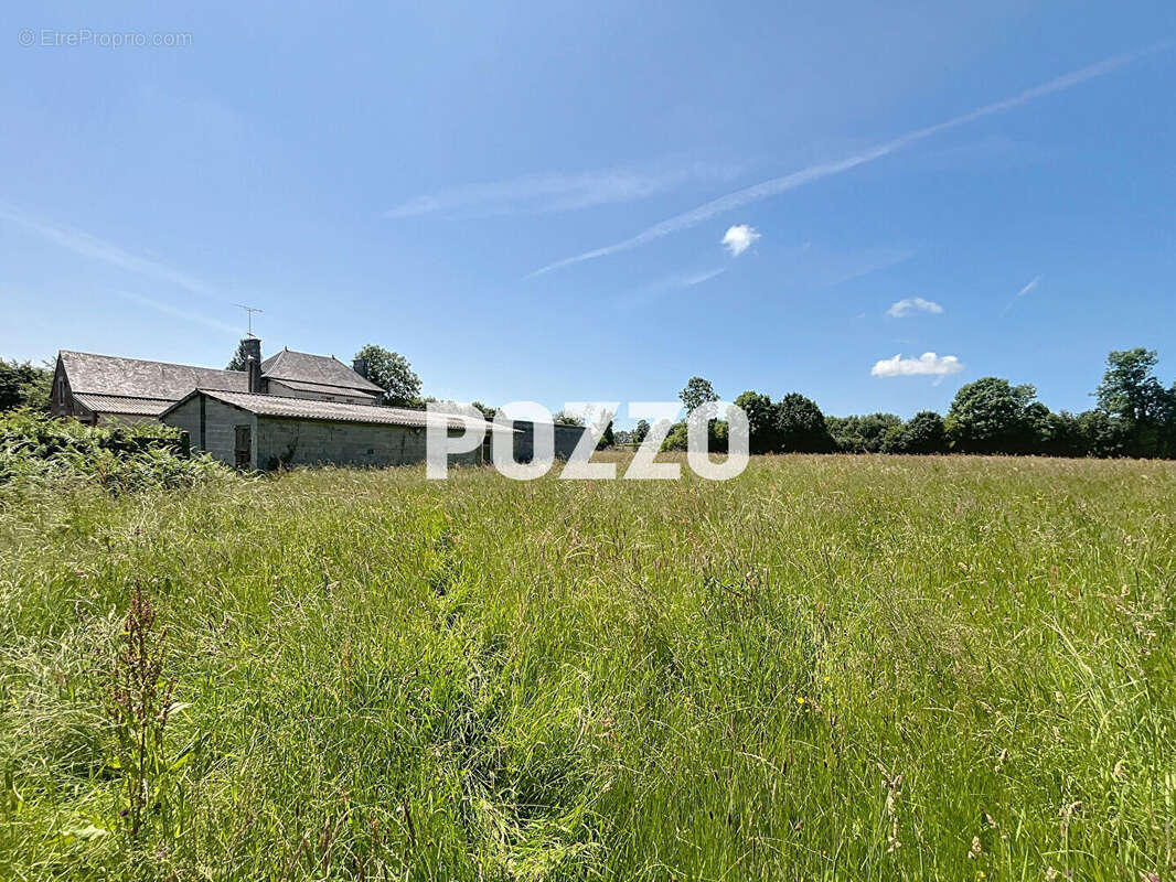 Maison à SAINT-SAUVEUR-LA-POMMERAYE