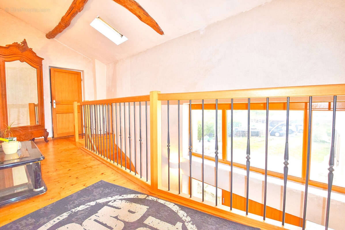 Maison à MARCILLY-D&#039;AZERGUES