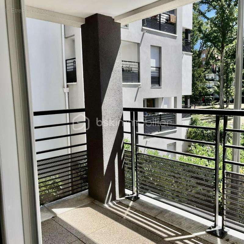 Appartement à BOUSSY-SAINT-ANTOINE