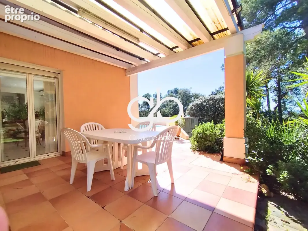 Villa familiale avec piscine et dépendance t3   terrain paysagé 1 616 m2   saint-mathieu-de-tréviers - photo 10