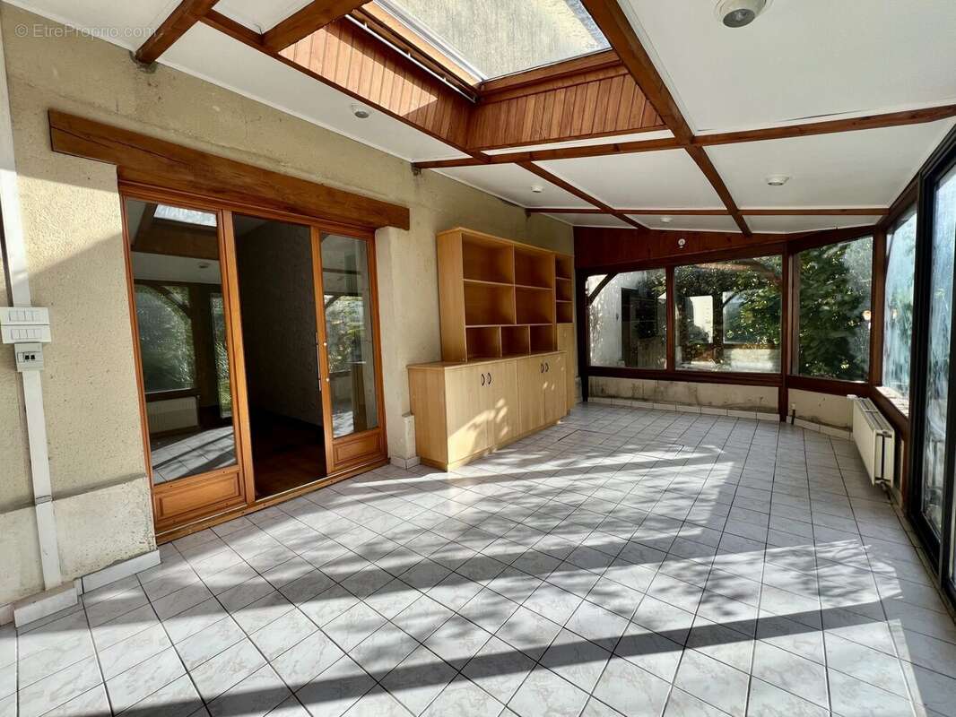 Maison à MEZIDON-CANON