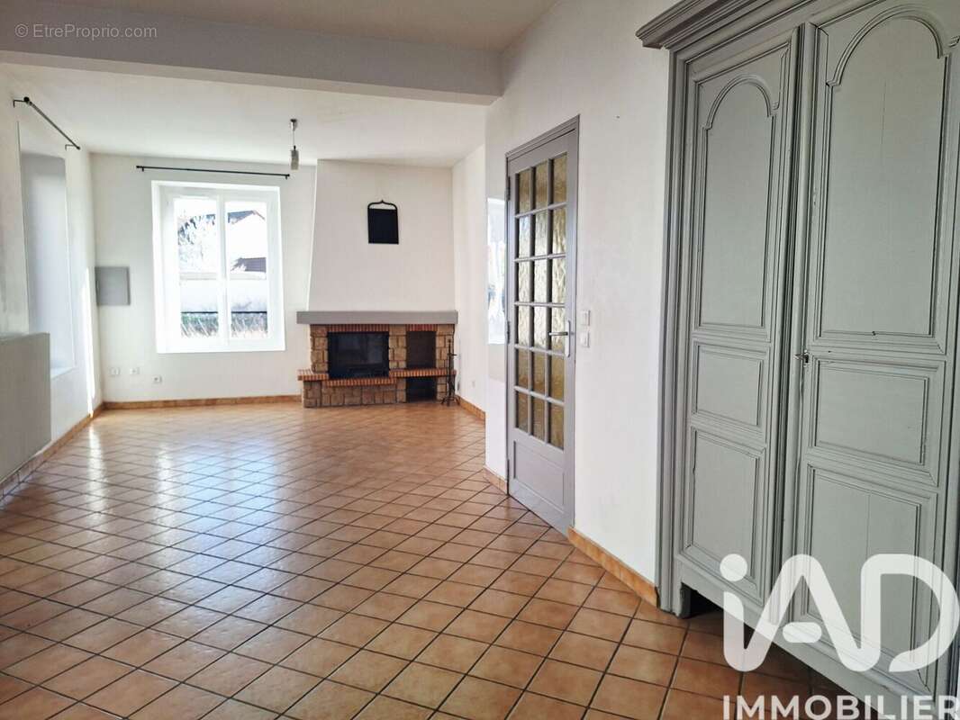 Photo 2 - Appartement à LE PLESSIS-PATE