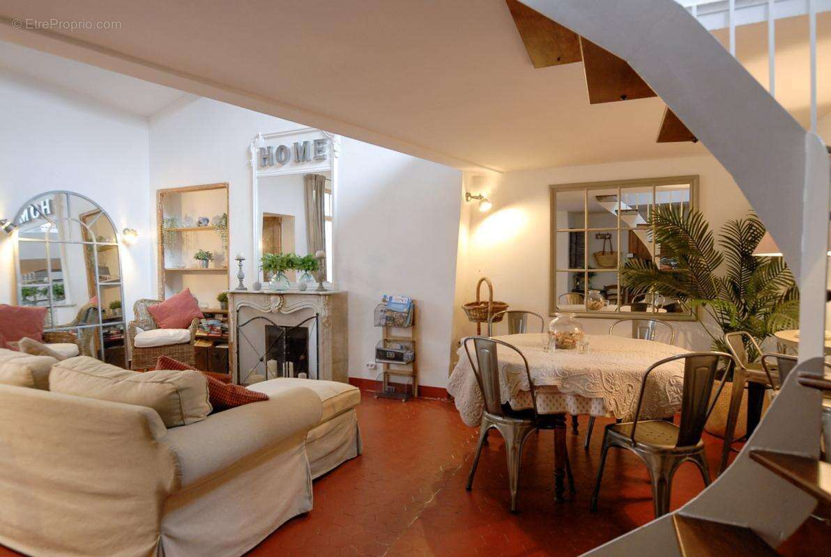 Appartement à AIX-EN-PROVENCE