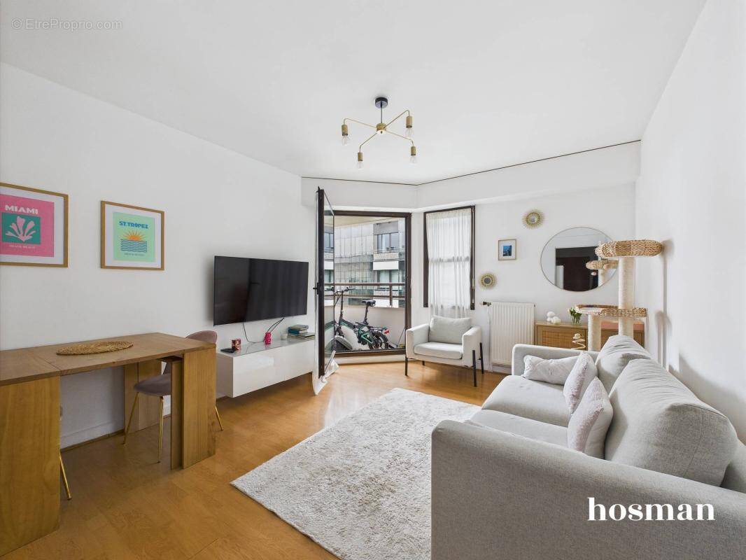 Appartement à LEVALLOIS-PERRET