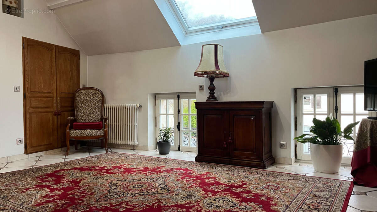 Charmante maison de ville avec dépendance - photo 10