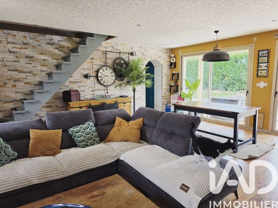 Photo 6 - Maison à CHENY