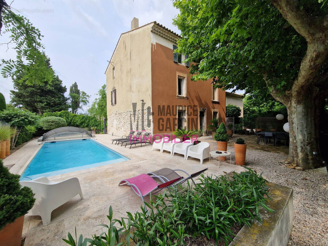 Maison à CAUMONT-SUR-DURANCE