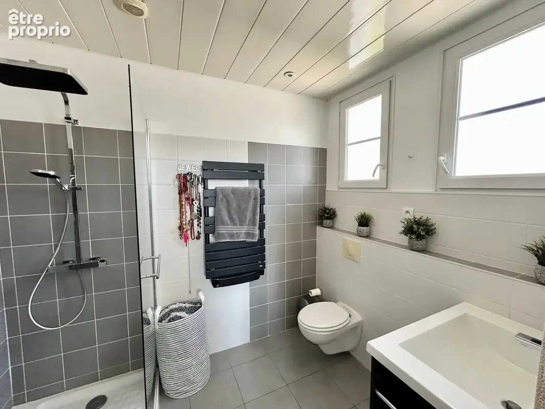 A vendre villa de charme avec une adresse exception - photo 8