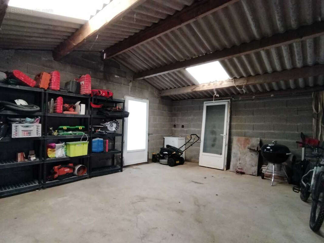 Maison à SAINTE-FLORENCE