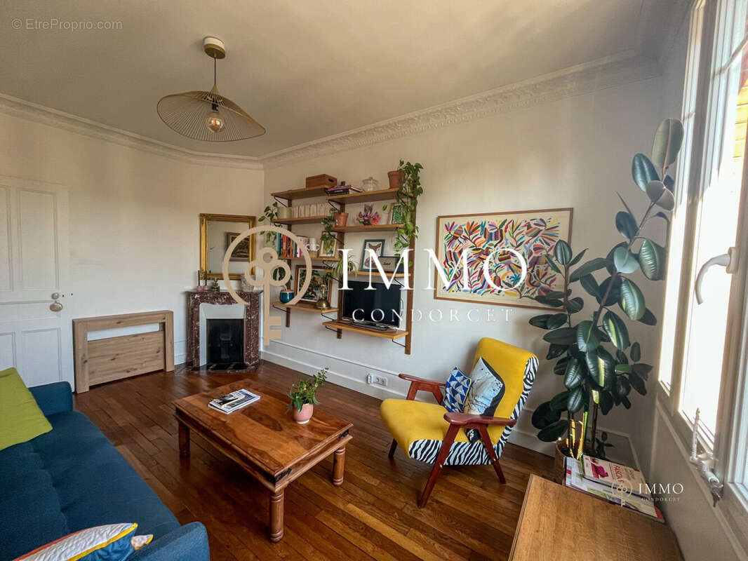 Appartement à BOURG-LA-REINE