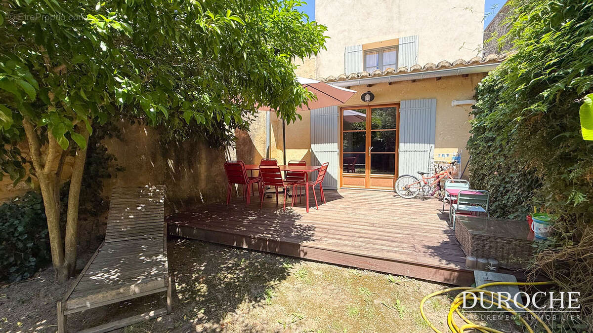 Maison à CADEROUSSE
