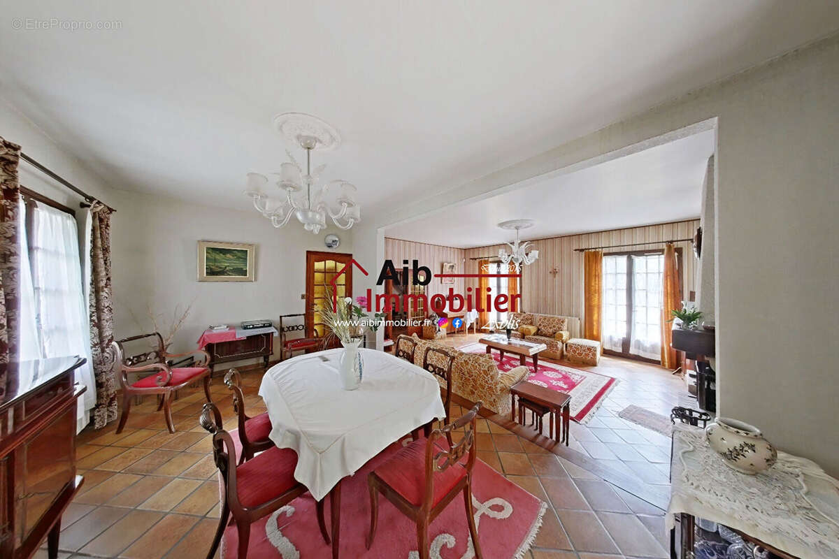 Maison à ABLIS