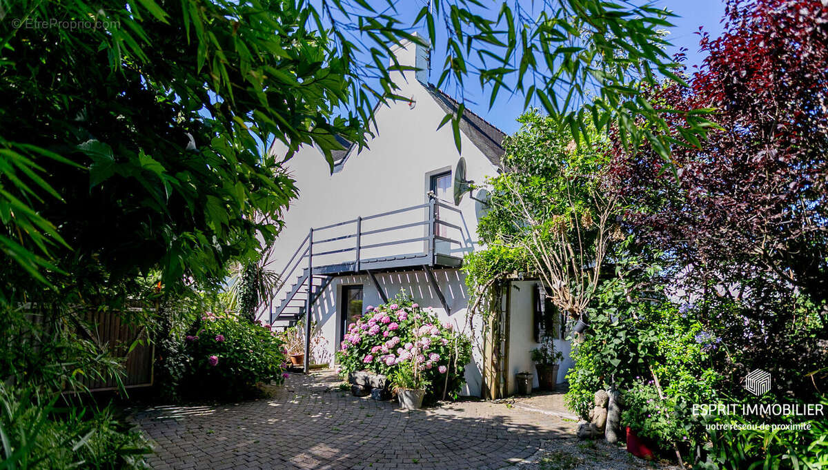 PORT-MANEC'H - Ensemble immobilier proche plage - photo 2