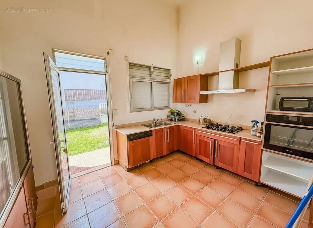 Maison à SCHOELCHER