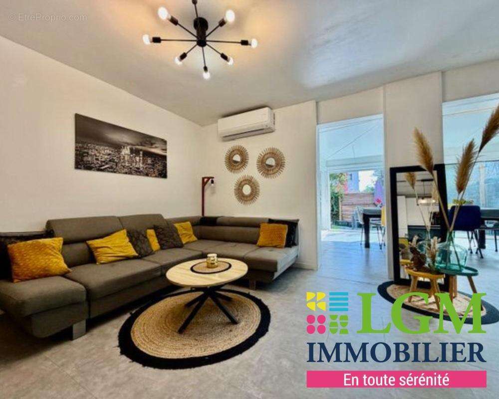 Appartement à LATTES